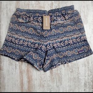 PATAGONIA BAGGIES 5” — SMALL, WITH TAG